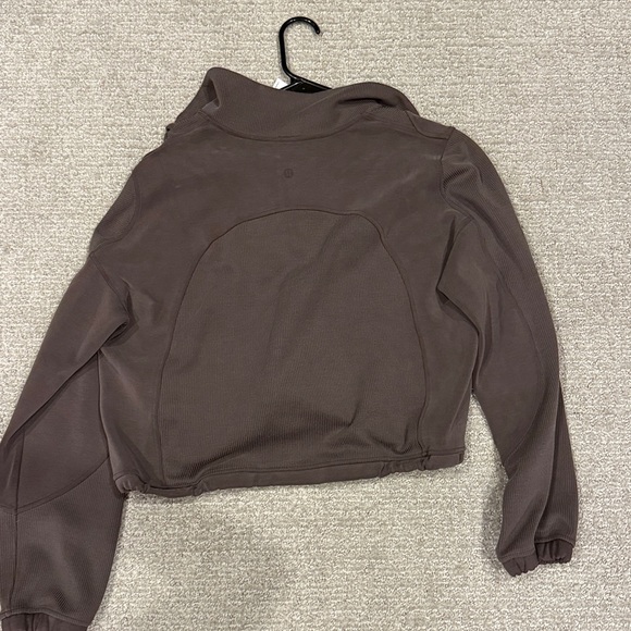Lululemon ribbed brushed softstream pull over - Picture 3 of 3